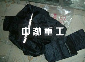 雨衣、雨鞋
